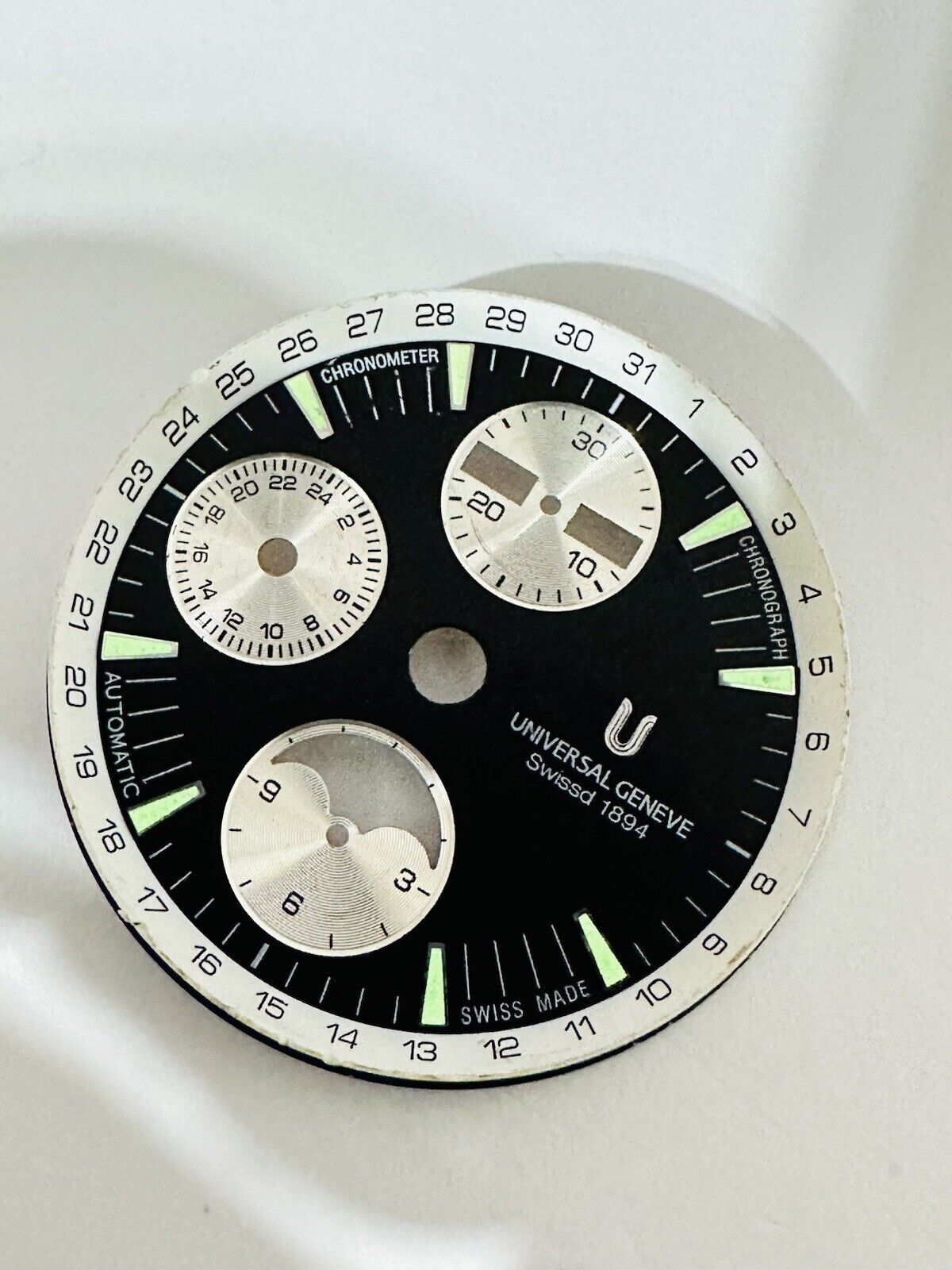 Universal Geneve Automatic Chronograph Original Dial Size 32mm.
