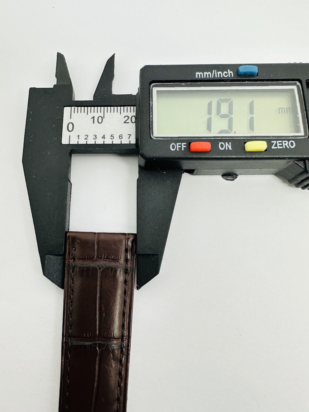 Brand New Cartier Original Alligator 19mm Brown Band Strap.