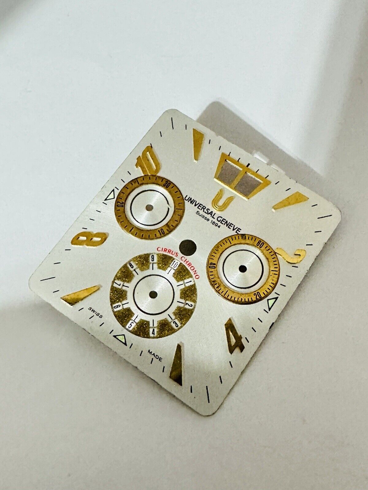 Universal Geneve Cirrus Chrono Quartz Chronograph Panoramic Date Original Dial.