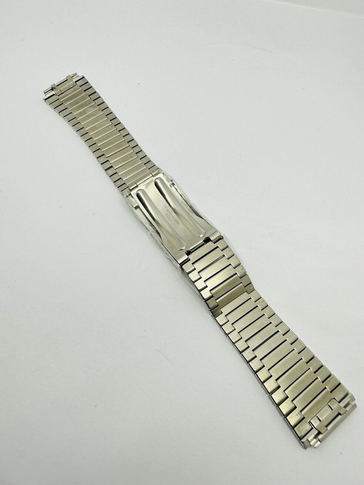 Longines Original Stainless Steel 27564 Bracelet Both End Link size 18mm.