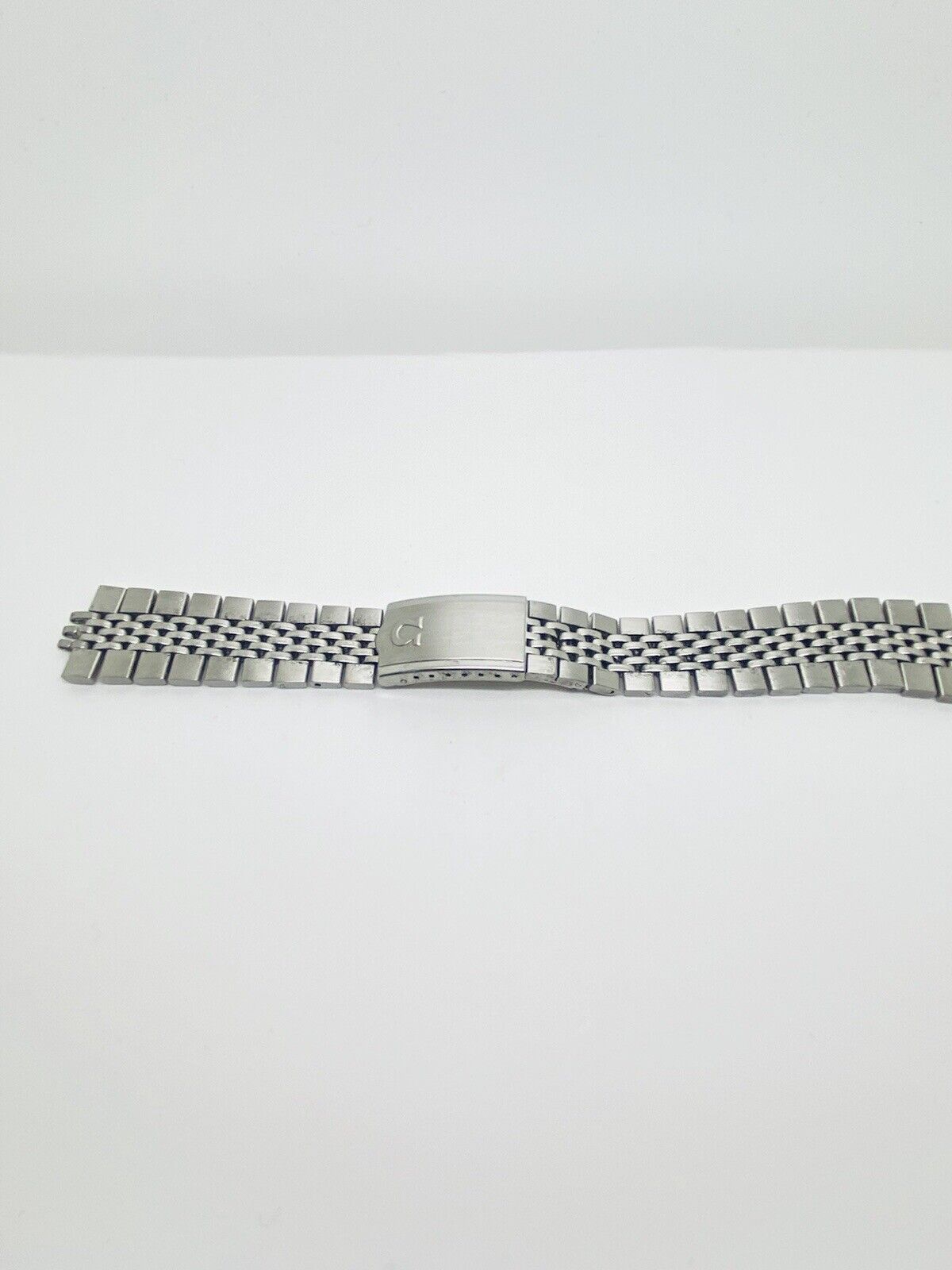 Vintage Rare Omega ‘Beads Of Rice’ SS 1173 Without End Links.