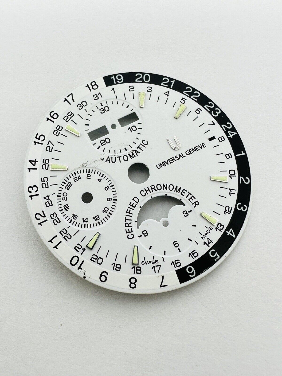 Universal Geneve Automatic Certified Chronometer Original Dial Size 33mm.