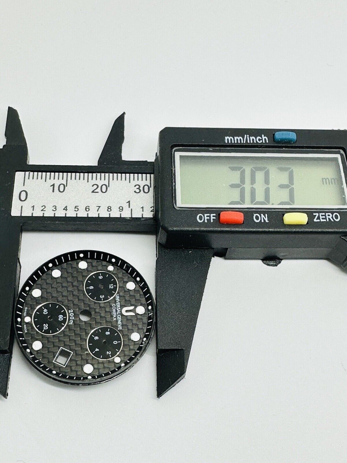 Universal Geneve Compax Quartz Chronograph 200m Carbon Fibre Dial Size 30mm.