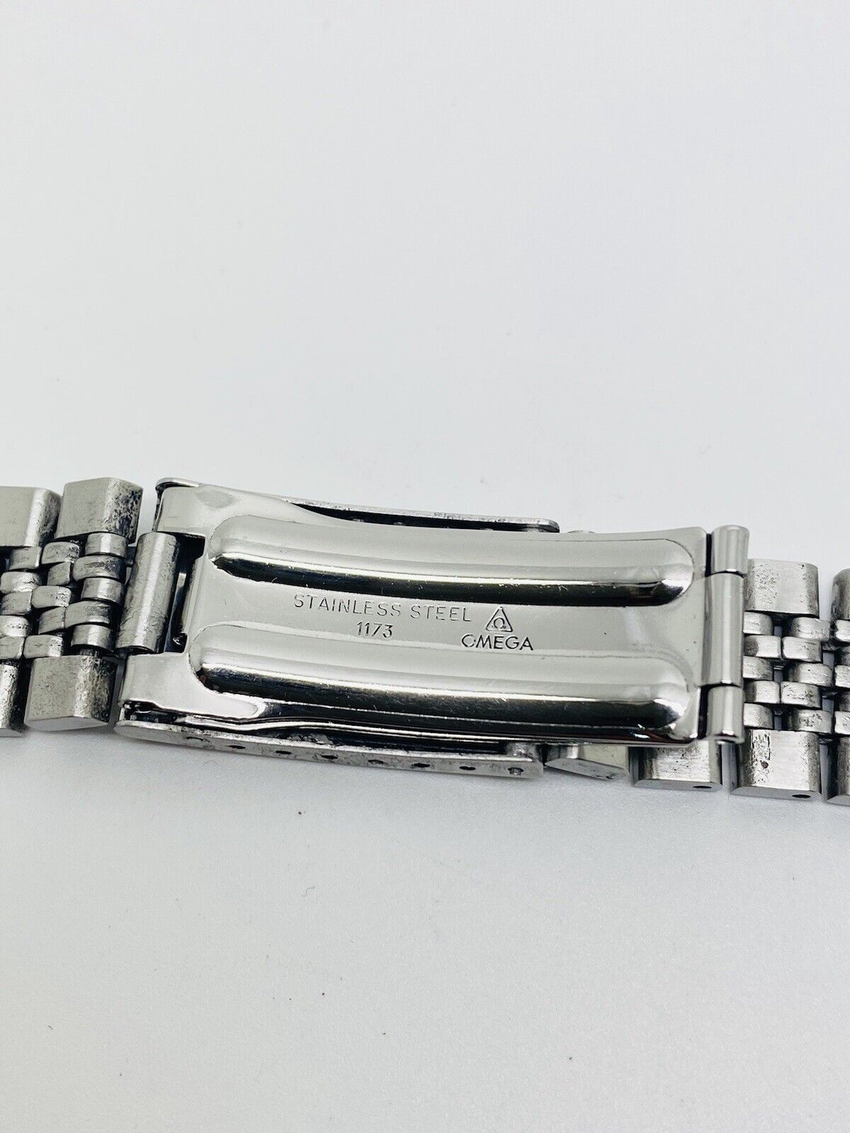 Vintage Rare Omega ‘Beads Of Rice’ SS 1173 Without End Links.