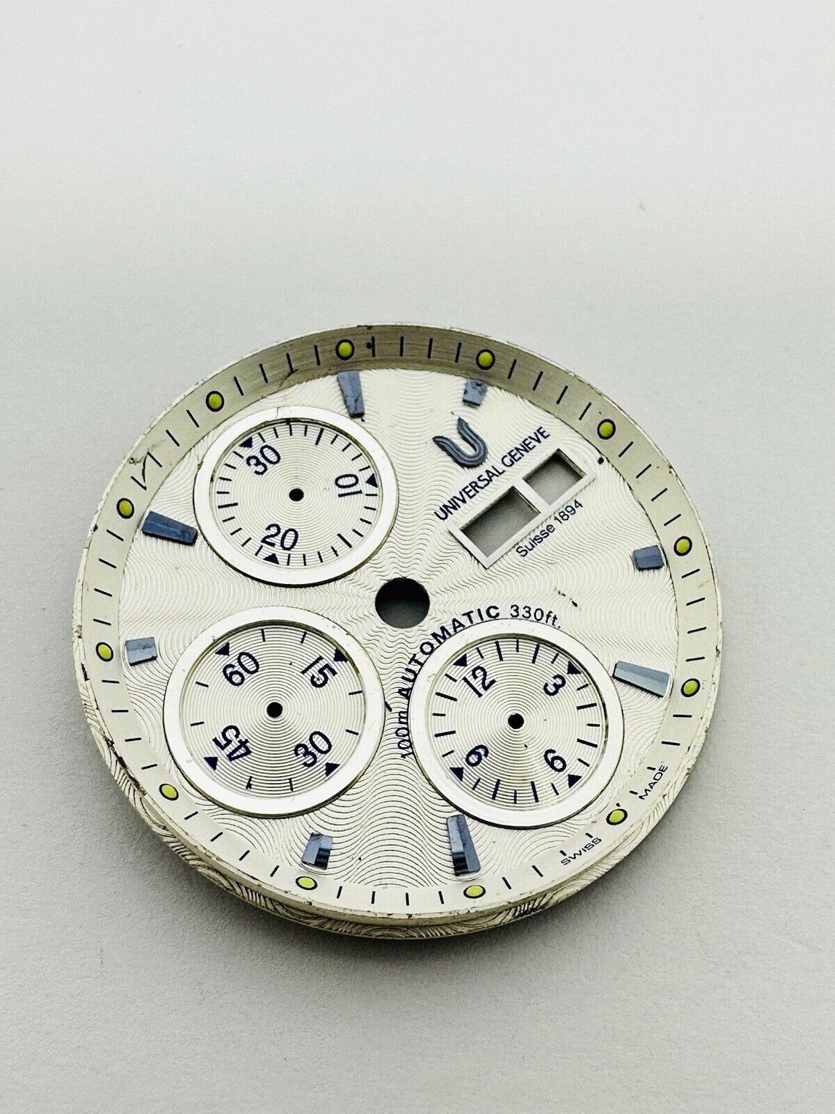 Universal Geneve Automatic 100m Original Dial Size 32mm.