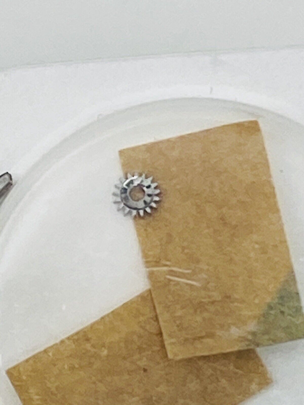 Brand New Rolex Winding Pinion Calibre 2130 Part # 204 ORIGINAL Packaging