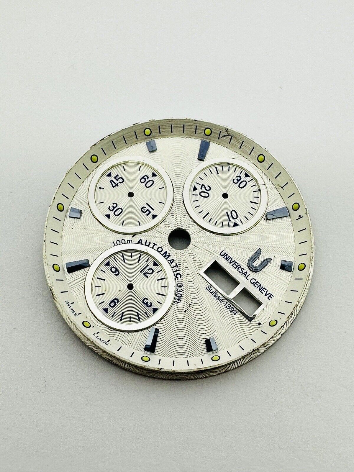 Universal Geneve Automatic 100m Original Dial Size 32mm.