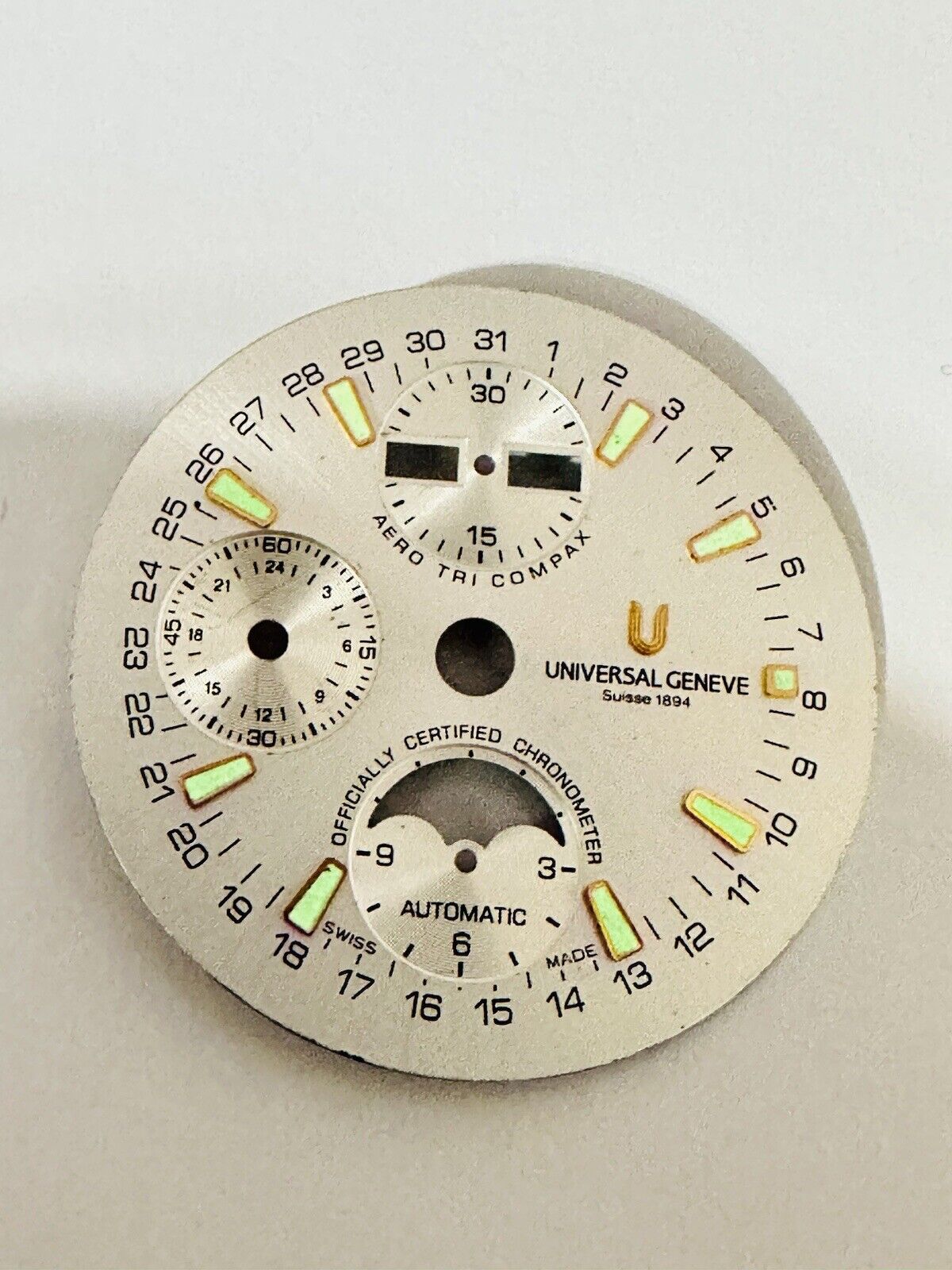 Universal Geneve Tri Compax Automatic Chronometer Original Dial Size 32mm.