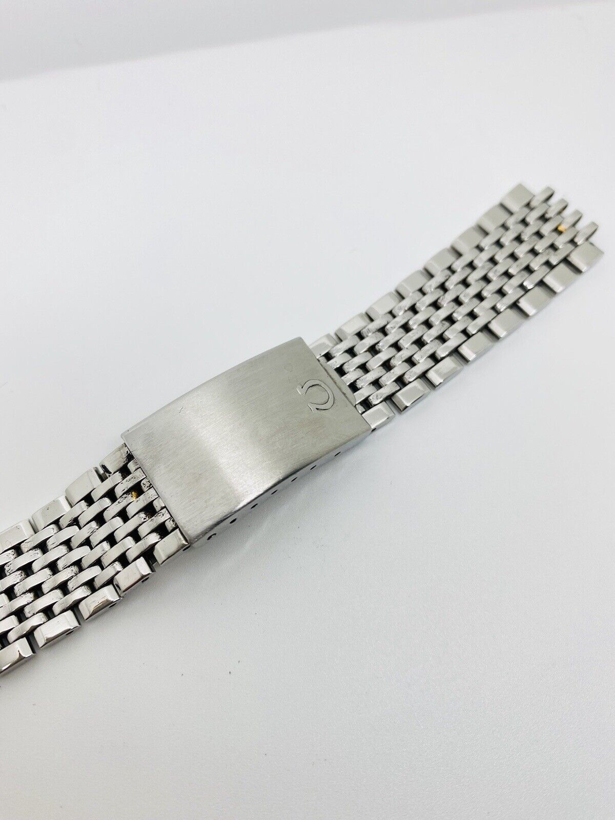 Vintage Rare Omega ‘Beads Of Rice’ Stainless Steel 1444 Without End Links.