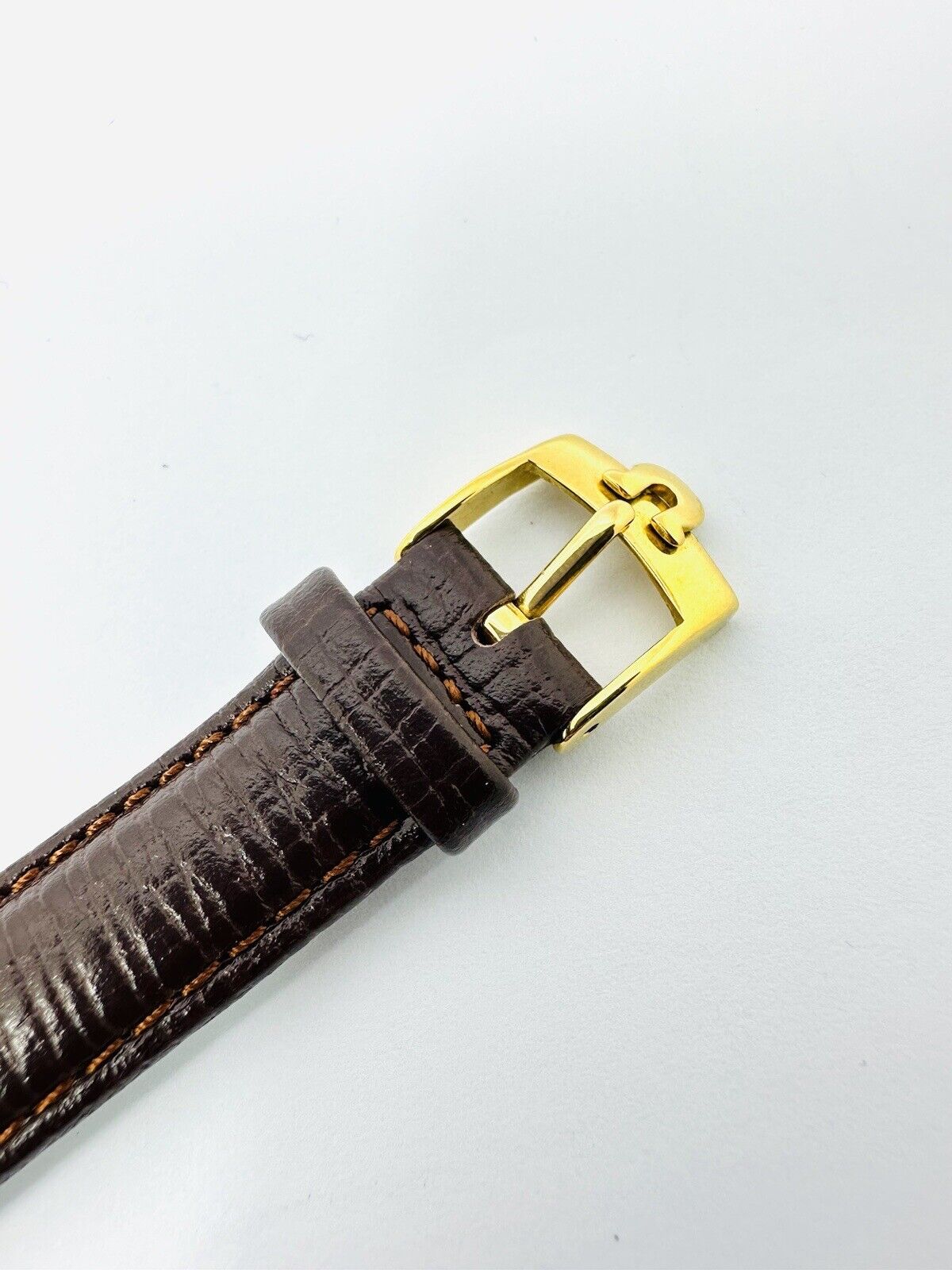 Vintage Omega De Ville Tank Slim 9ct Gold 1970 Calibre 620 Reference 111.5085.