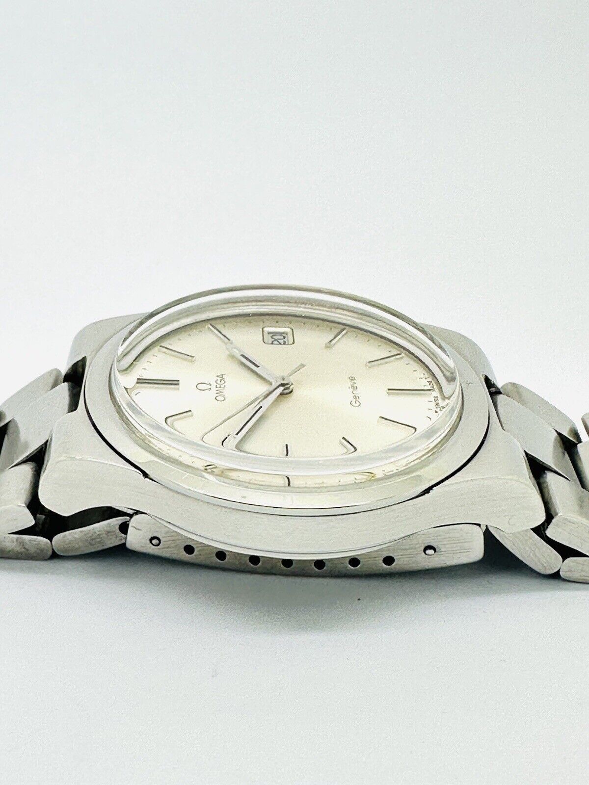 Vintage Omega Geneve Date 36mm 1972 Cal. 1030 Stainless Steel Ref. 136 0103