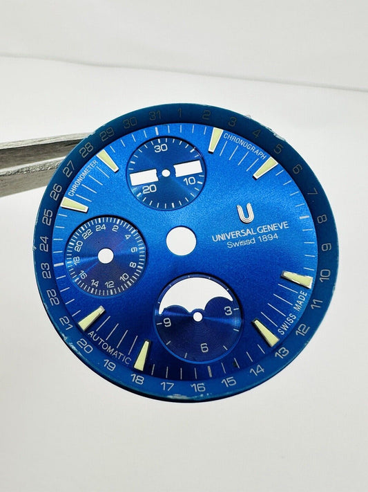 Universal Geneve Automatic Chronograph Blue Original Dial Size 32mm.