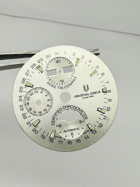 Universal Geneve Tri Compax Automatic Chronometer Original Dial Size 32mm.