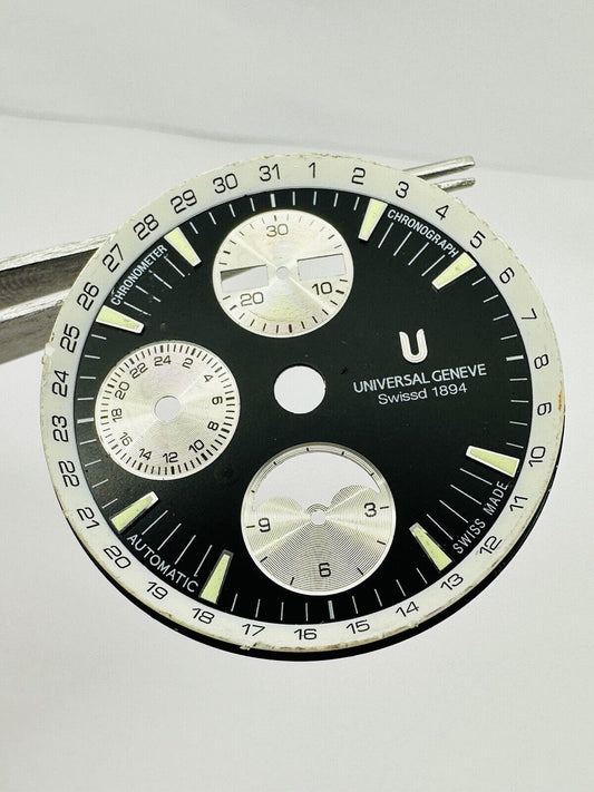 Universal Geneve Automatic Chronograph Original Dial Size 32mm.